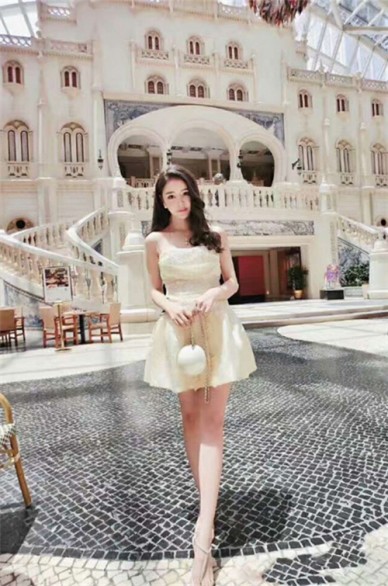 嫩模 气质网红嫩模 芳菲 嫩模 气质网红嫩模 芳菲