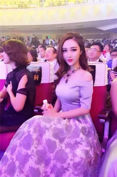 北京外围 高端商务模特 薇歌 北京外围 高端商务模特 薇歌