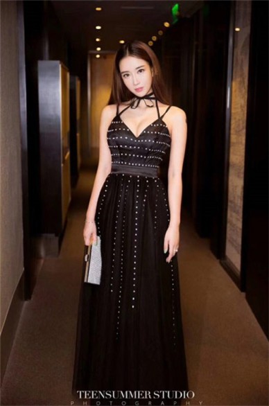 美女模特 香港嫩模外围 咏娴 美女模特 香港嫩模外围 咏娴