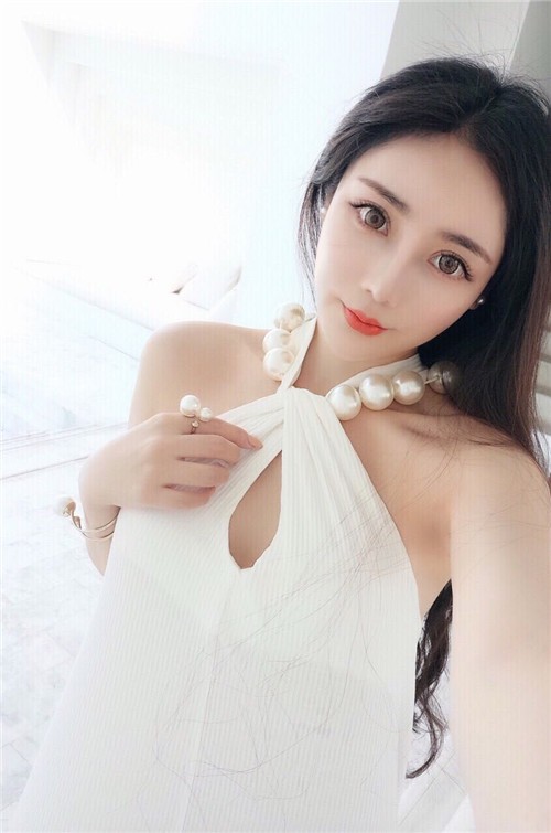伦敦外围嫩模 Chloe