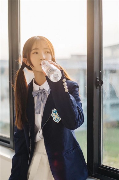 商务模特 清纯北京外围 玲玲 商务模特 清纯北京外围 玲玲