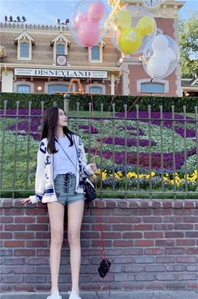 伴游 深圳外围女孩 心滢 伴游 深圳外围女孩 心滢