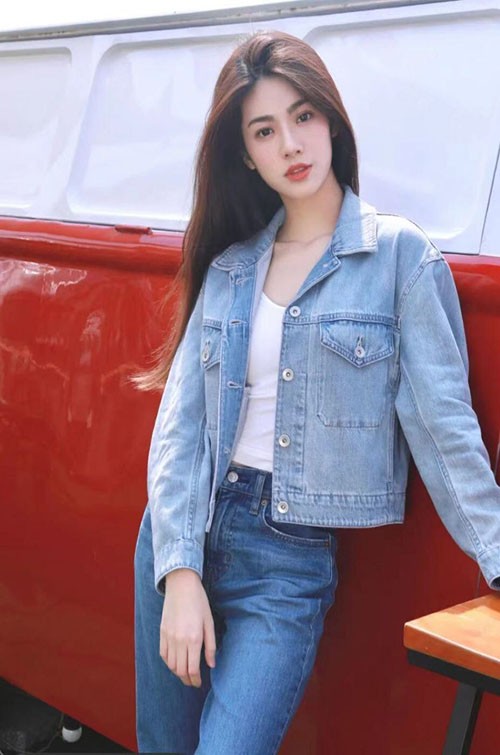 阿纳海姆外围 Patti