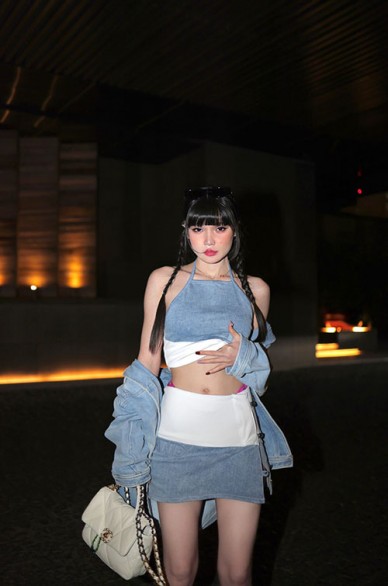 美女模特 北京外围论坛 邱璇依
