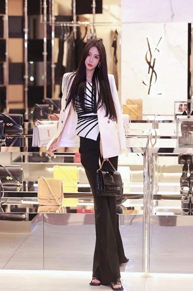 美女模特 高端外围资源 姚紫 美女模特 高端外围资源 姚紫