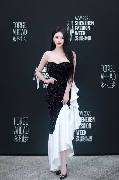 外围明星 高价外围女 兰天