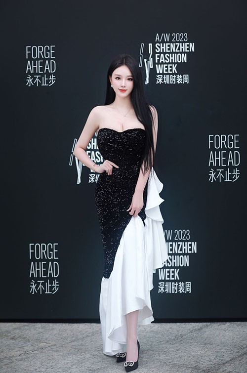 高价外围女 兰天