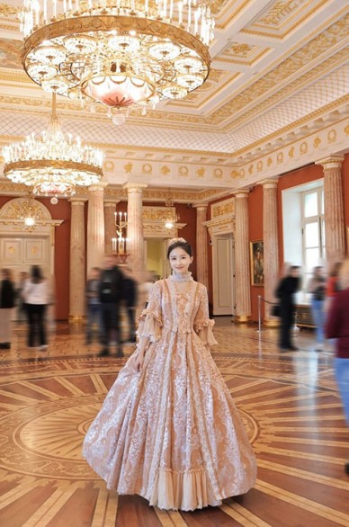 外国模特 圣塔克拉拉外围 瑗黎 外国模特 圣塔克拉拉外围 瑗黎