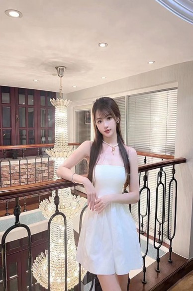 嫩模 羊城外围 YIYI 嫩模 羊城外围 YIYI