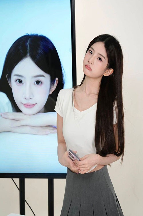 北影学生外围 周怜怜