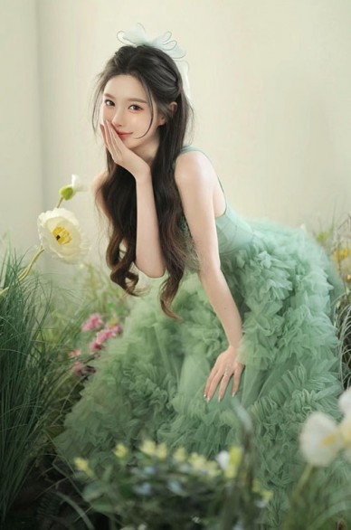 嫩模 新加坡乌节路外围 舒朵朵 嫩模 新加坡乌节路外围 舒朵朵