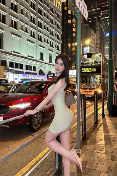 商务模特 香港網紅外圍 張一萌 商务模特 香港網紅外圍 張一萌