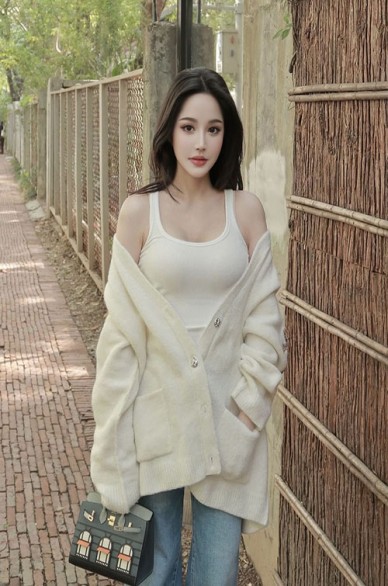 伴游 尔湾外围女 温宛宁